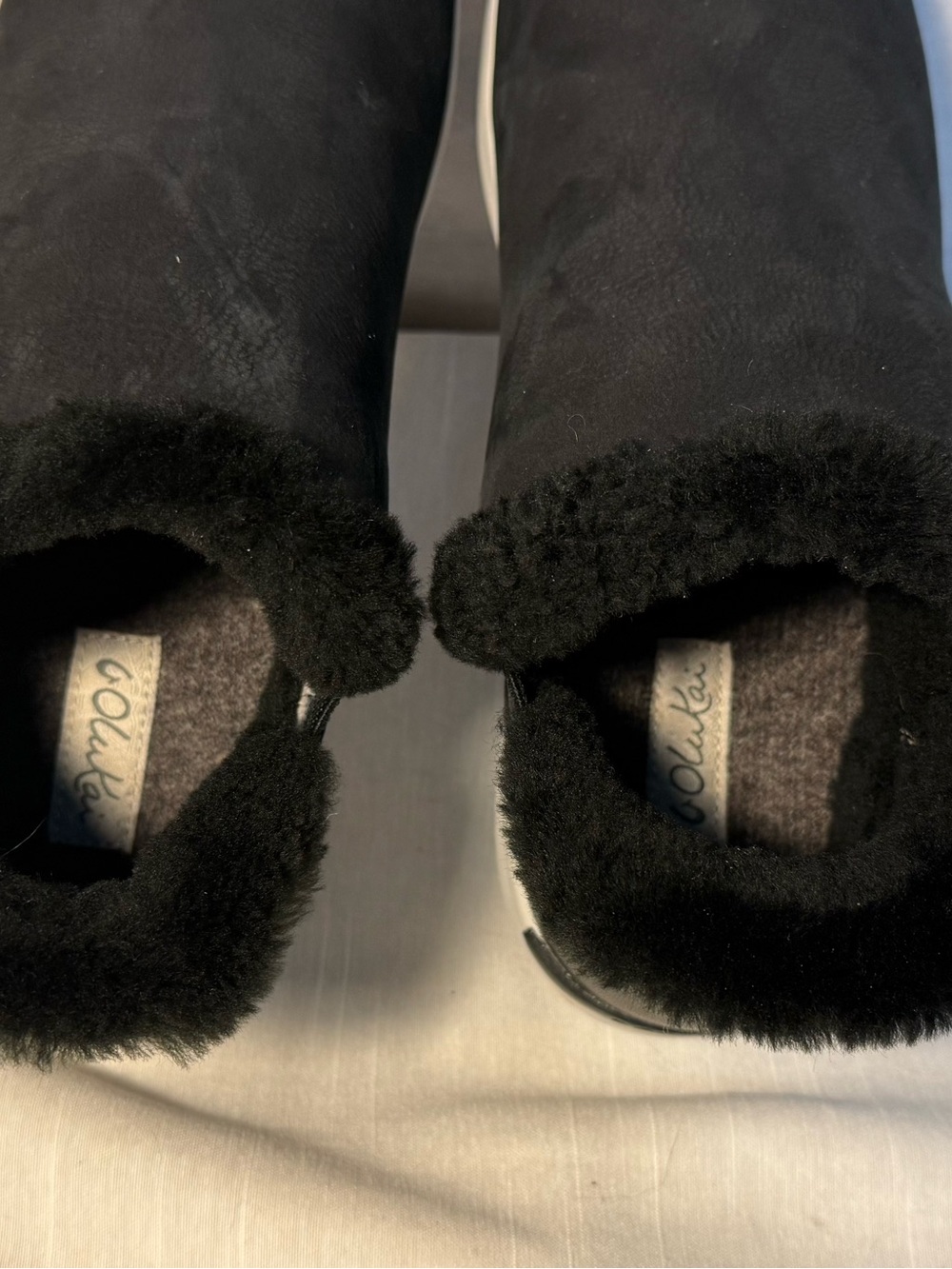 OluKai Malua Hulu Black Shearling Slip On Boots Womens 9.5 Waterproof - Picture 6 of 6